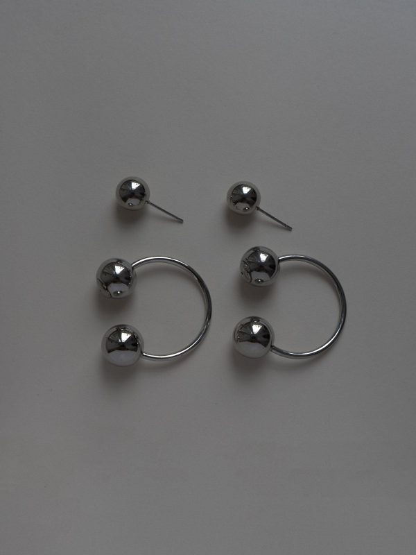 Globule Earrings - Silver For Sale