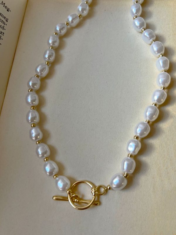 Baroque Faux Pearl Necklace Online Sale