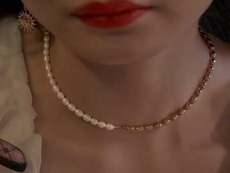 Pearl and Gold Duality Necklace Hot on Sale