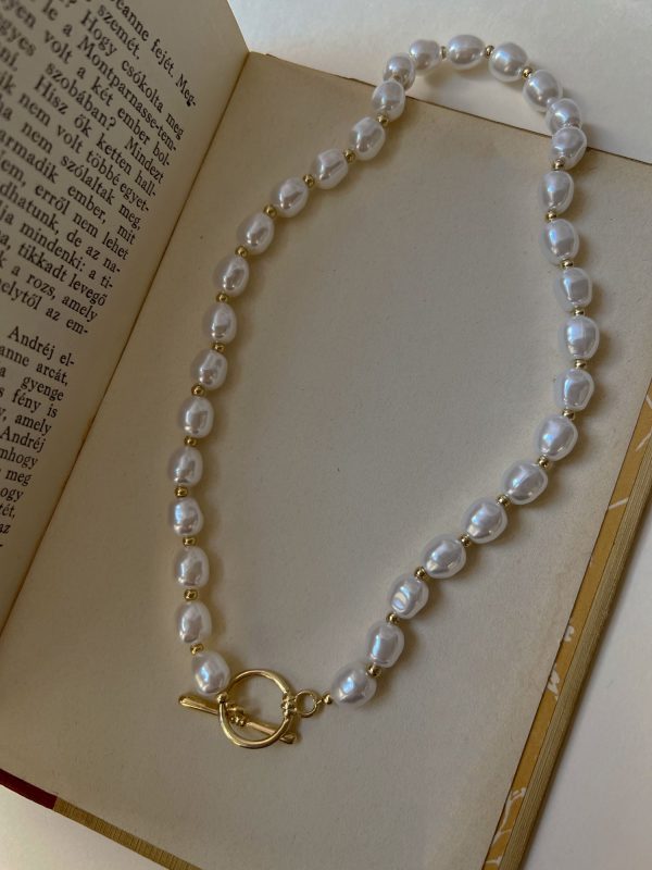 Baroque Faux Pearl Necklace Online Sale